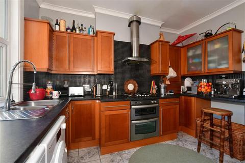 24b Moreton Road, South Croydon, CR2 7DL