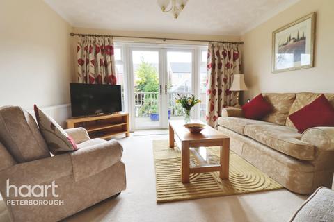 6 Barham Close, Peterborough, PE2 8TU