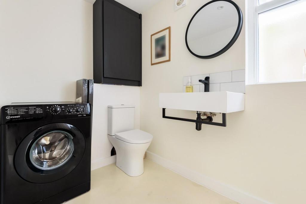 Utility/Cloakroom