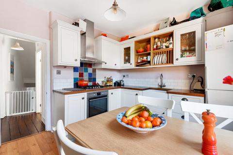 218a Algernon Road, London, SE13 7AN