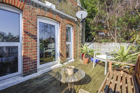 218a Algernon Road, London, SE13 7AN