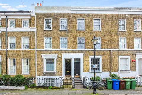 3 Sutherland Square, London, SE17 3EQ