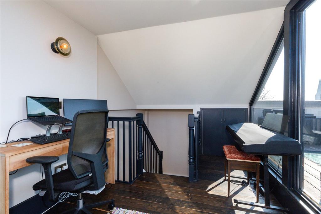 Roof Office Space