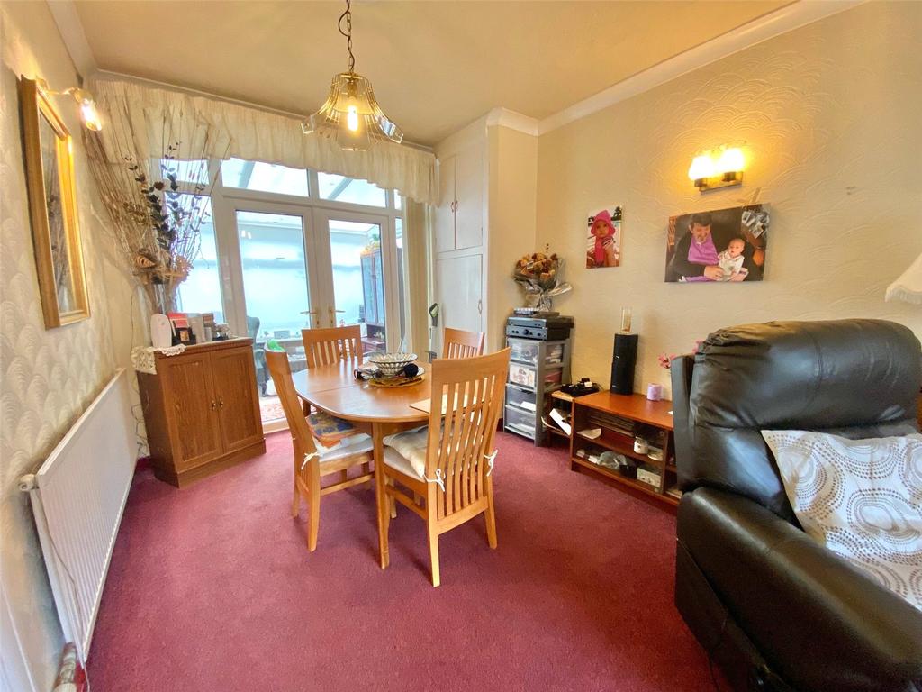 Finsbury Road, Reddish, Stockport, SK5 3 bed terraced house £175,000