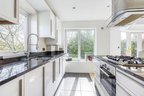 2 bedroom flat for sale - Basingstoke,  Hampshire,  RG21