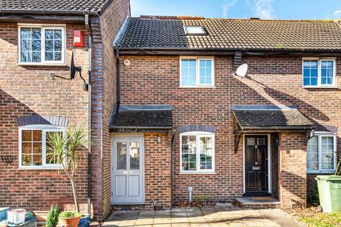 14 Maple Leaf Square, London, SE16 6SB