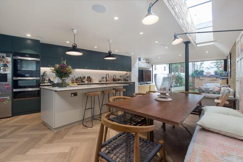 5 bedroom end of terrace house for sale - Festing Road, London, SW15