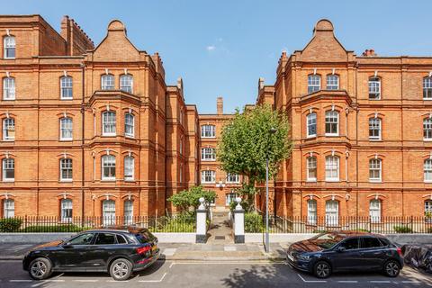 2 bedroom flat to rent, Queens Club Gardens, West Kensington, W14