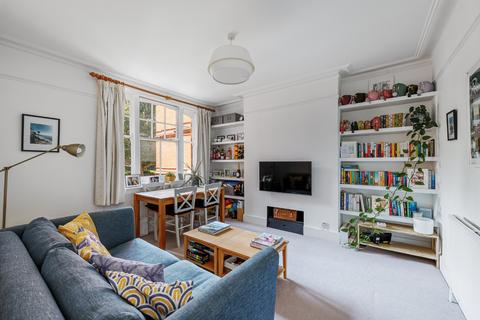 2 bedroom flat to rent, Queens Club Gardens, West Kensington, W14