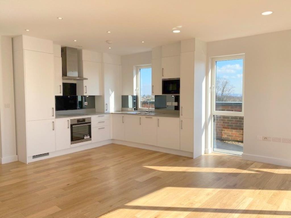 Prideview Place, Stanmore, Middlesex, HA7 3 bed apartment to rent £