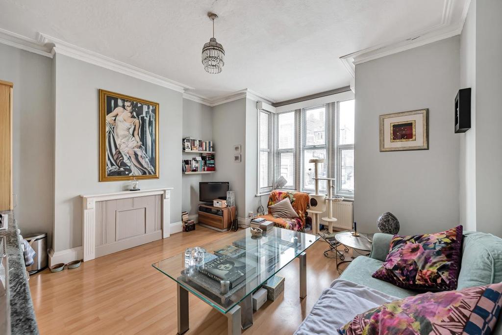 Victoria Road, Queens Park 1 bed flat £387,500