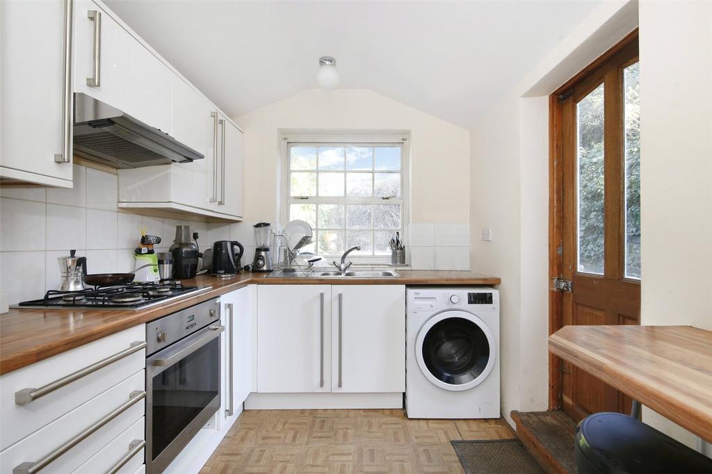 Dutton Street, Greenwich, SE10 3 bed terraced house £825,000