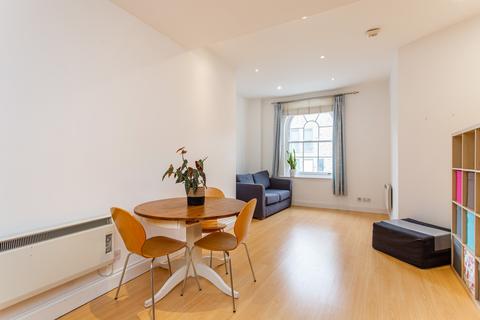 Flat 4, 52 Tredegar Square, London, E3 5AQ