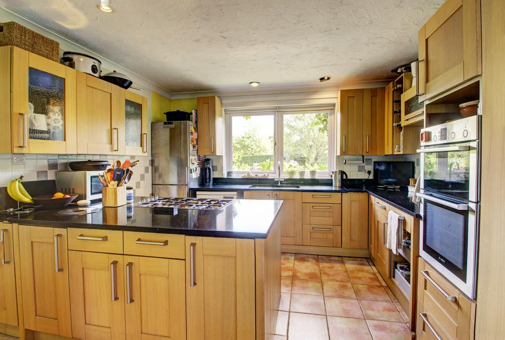 Rectory Road, East Carleton 5 bed detached house £695,000