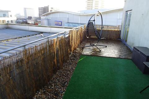 1 bedroom apartment to rent, Broadway Plaza, Francis Street, B16 8SU