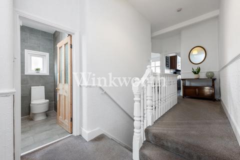 2 bedroom apartment for sale, Ulleswater Road, London, N14