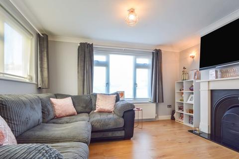 39 Armond Road, Witham, CM8 2HB