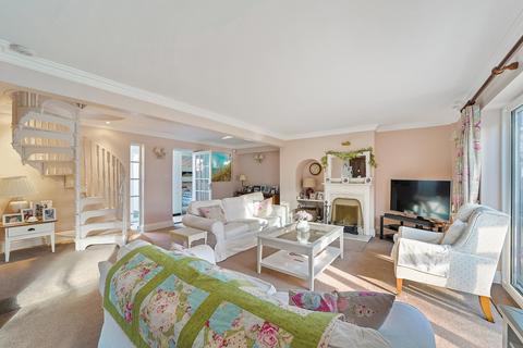 Cuckoo House Cuckoo Hill, Bures, CO8 5LD