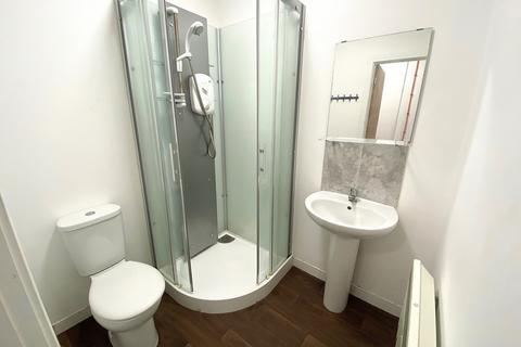 Studio to rent, Lake Road, Portsmouth