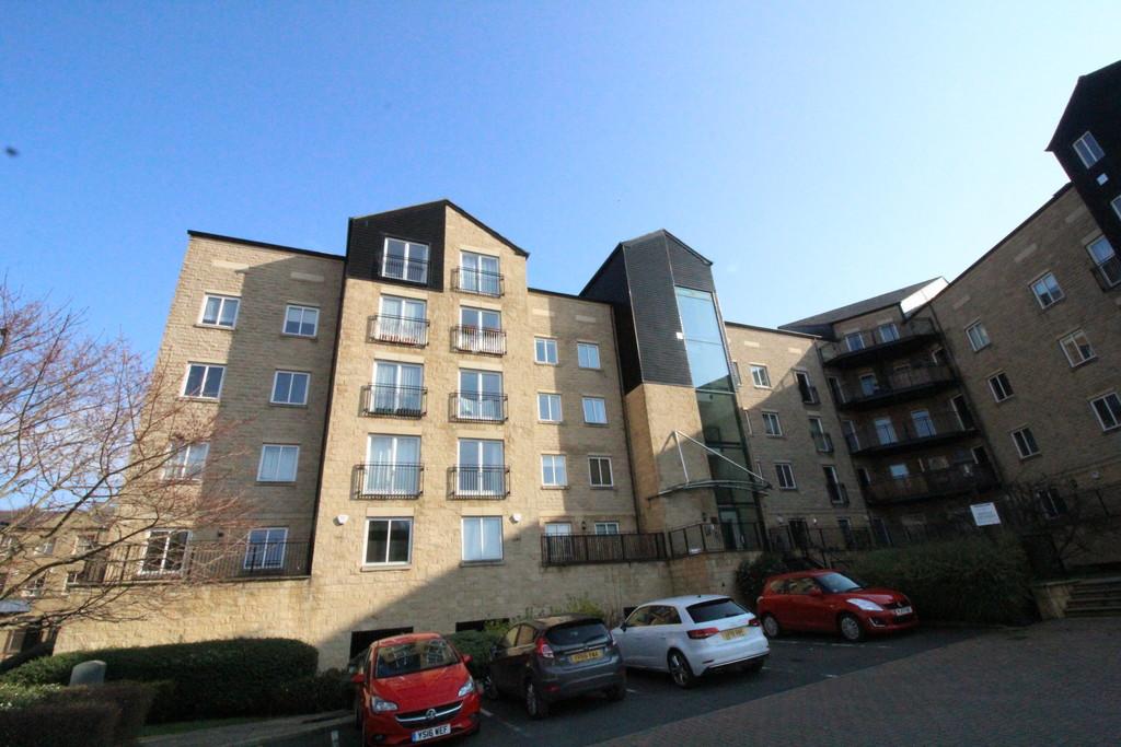 16 Ellis Court, Dewsbury 1 bed ground floor flat for sale - £65,000