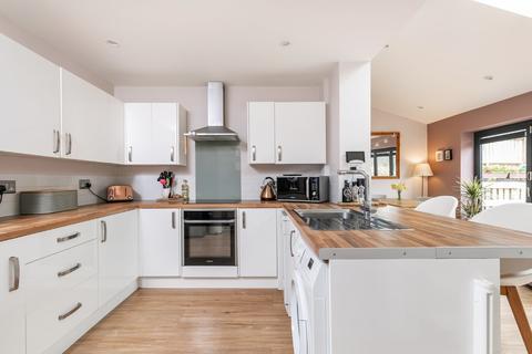 53 Harrow Down, Winchester, SO22 4LZ