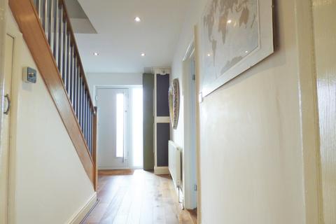 27 Ashlands, Sale, M33 5PB