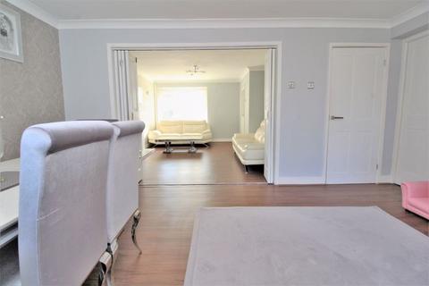 30 Honiton Way, Walsall, WS9 0JS