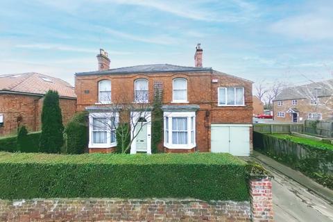 5 bedroom detached house for sale - Scarborough Road, Driffield