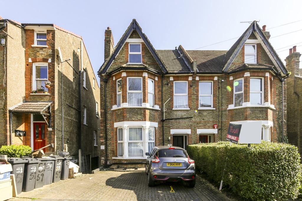 Avondale Road, South Croydon, CR2 2 bed apartment £290,000