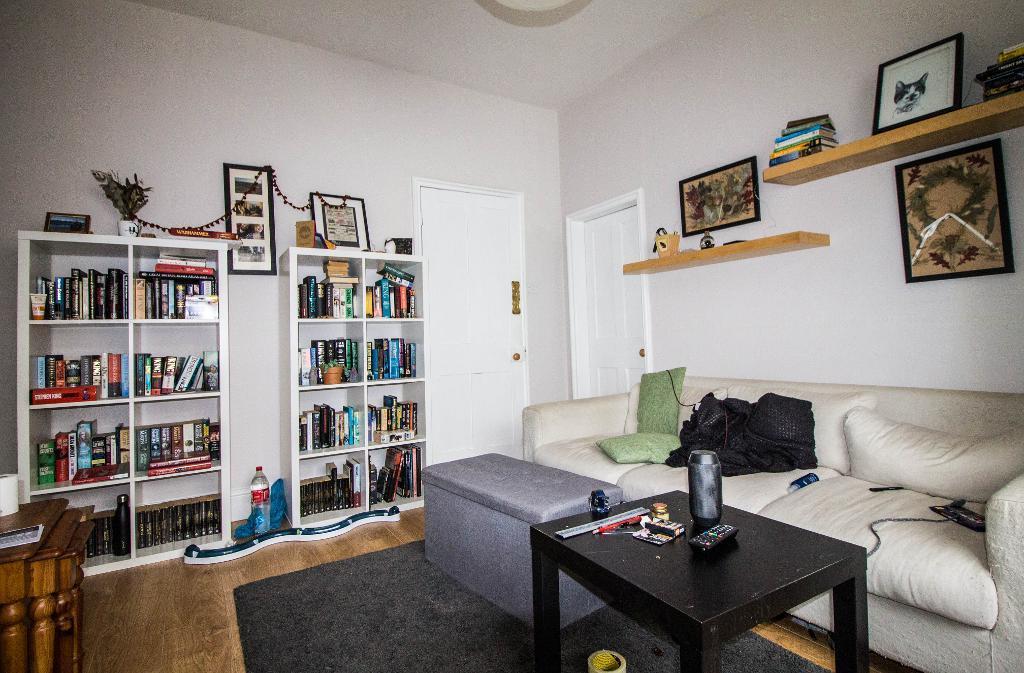 St Albans Road, Bestwood Village... 2 bed terraced house £650 pcm (£150 pw)