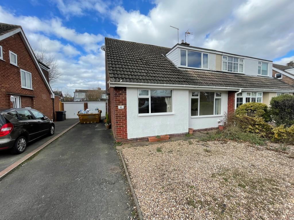 Milestone Drive, Hagley 3 bed semidetached house £995 pcm (£230 pw)