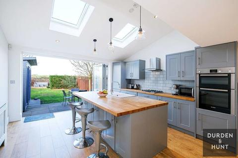35 Queens Road, North Weald, Epping, CM16 6JE