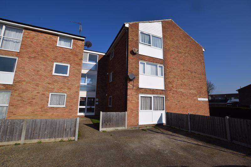 Coronation Avenue, Tilbury 2 bed apartment £950 pcm (£219 pw)
