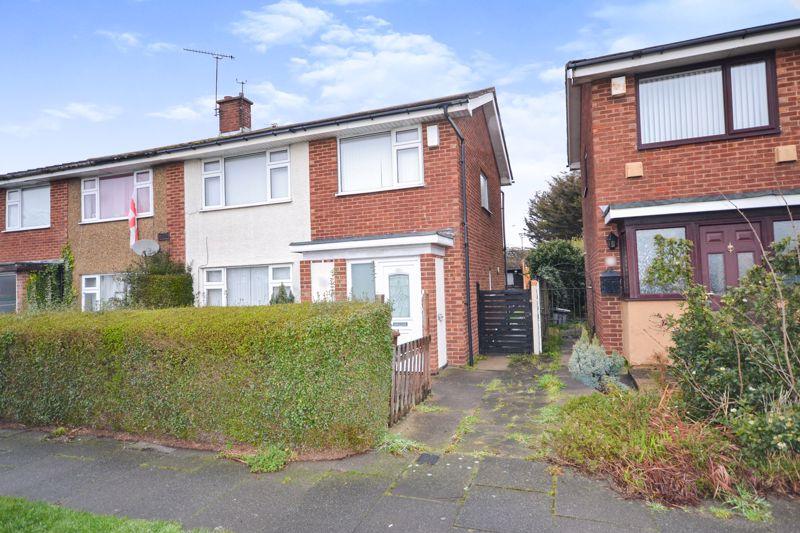 The Sorrells, StanfordLeHope 3 bed semidetached house £300,000