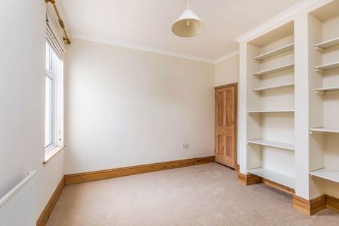 2 bedroom terraced house to rent, Landguard Road, Southsea