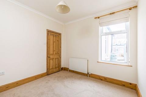 2 bedroom terraced house to rent, Landguard Road, Southsea