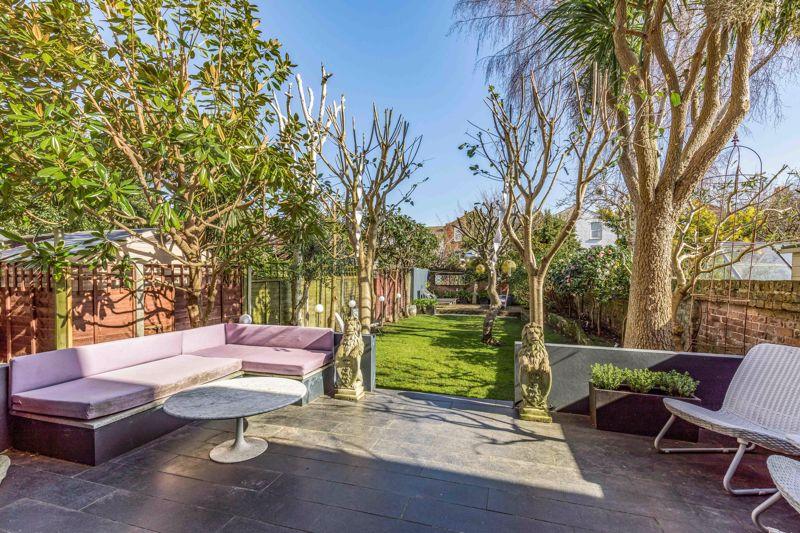 Yarborough Road, Southsea 4 bed duplex £585,000