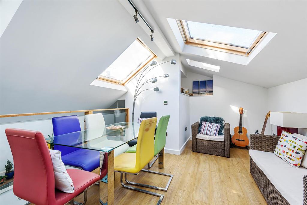 Attic Room.jpg