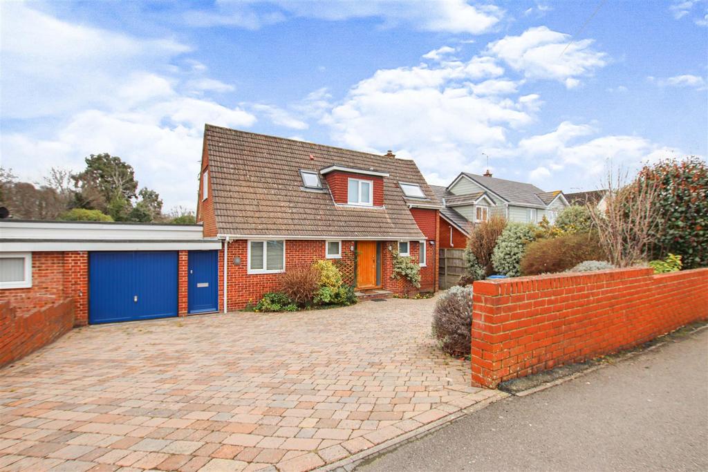 Raley Road, Locks Heath, Southampton 4 bed detached house £600,000