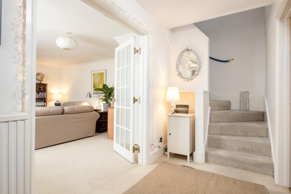 4 Richmond Mews Clifton BS8 3 DH-9.jpg