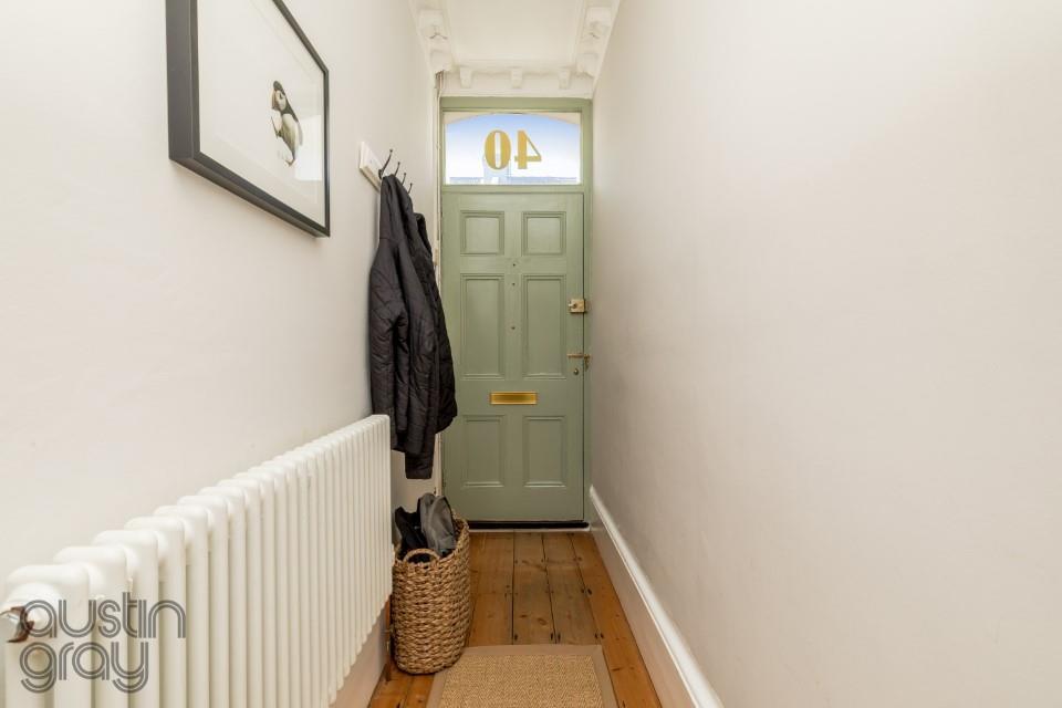 Exeter Street, 40-11.JPG