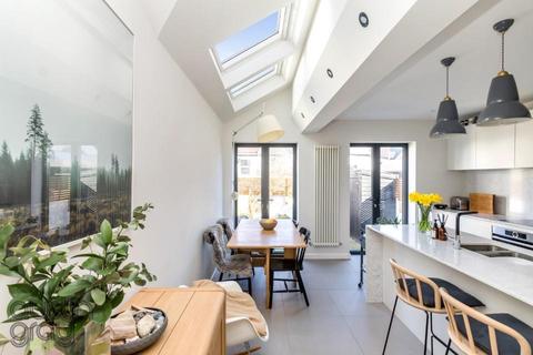 40 Exeter Street, Brighton, BN1 5PH
