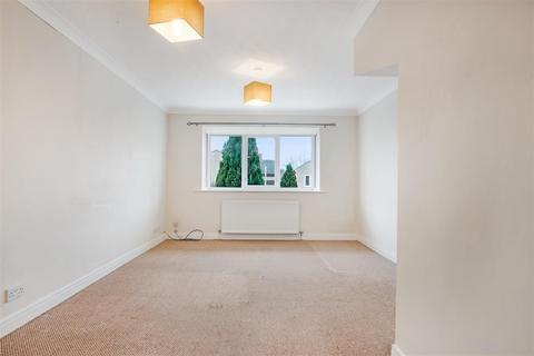 4 Millside, Norton, Malton, YO17 9AU