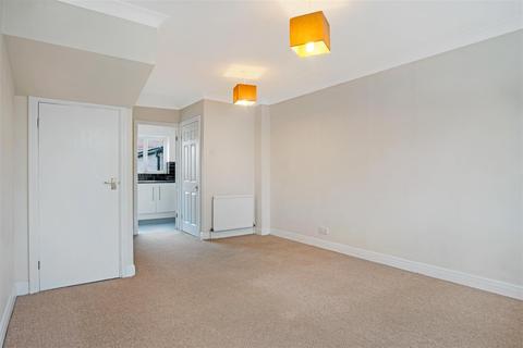 4 Millside, Norton, Malton, YO17 9AU