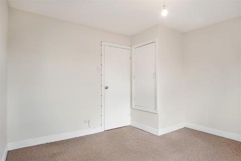 4 Millside, Norton, Malton, YO17 9AU