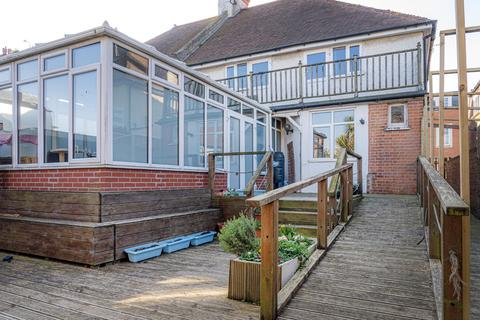 46 Avenue Road, Herne Bay, CT6 8TG