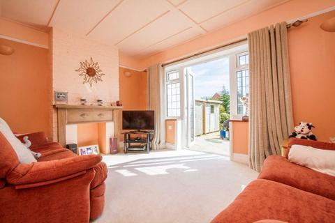 8 Bramber Road, Seaford, BN25 1AP
