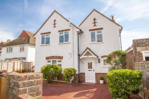 8 Bramber Road, Seaford, BN25 1AP