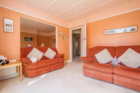 8 Bramber Road, Seaford, BN25 1AP