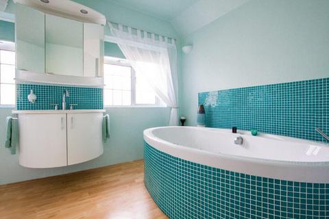 8 Bramber Road, Seaford, BN25 1AP